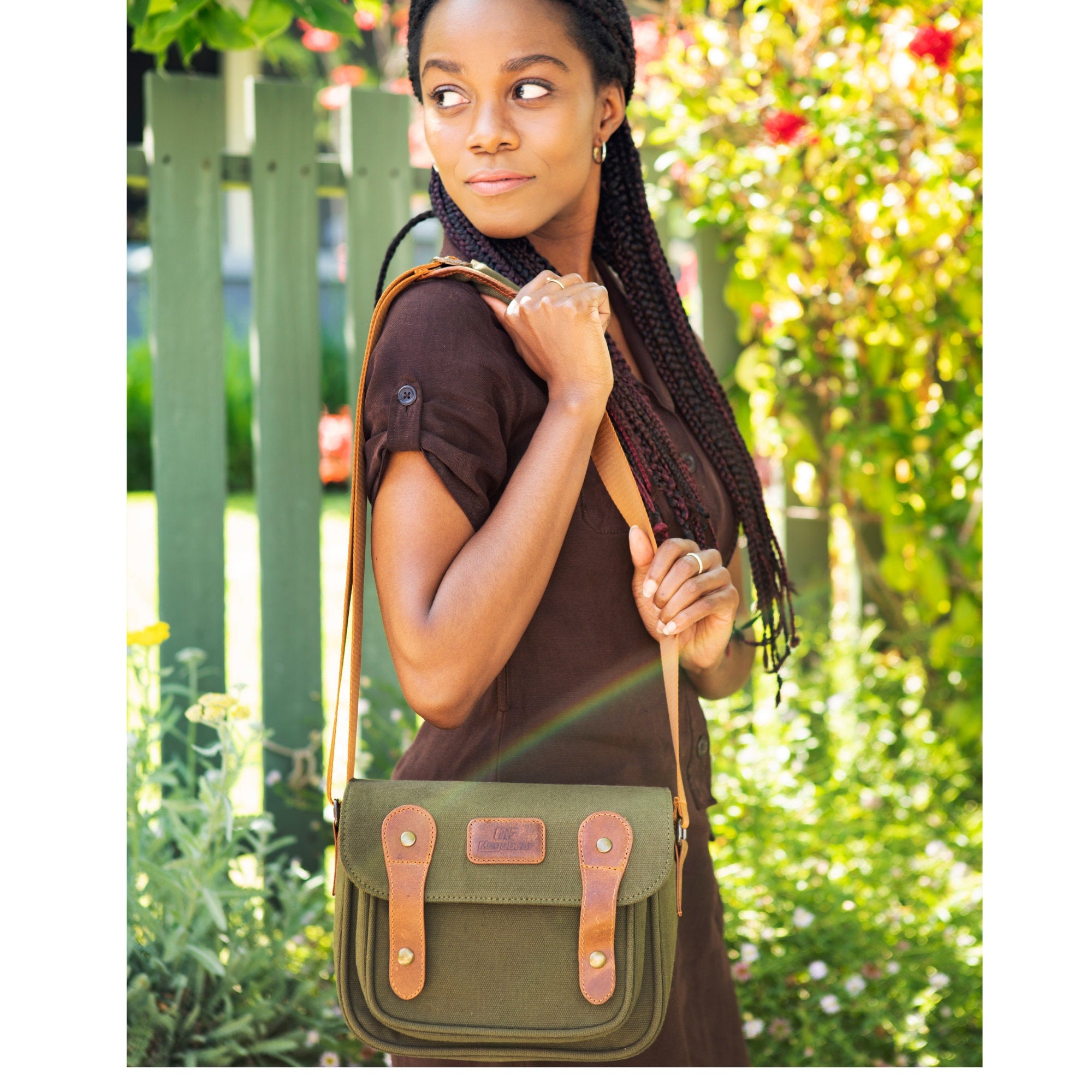 MegaGear Sequoia Canvas Camera Bag Shoulder Bag Case - Compatible with Canon Camera, Nikon, Sony SLR/DSLR Mirrorless Cameras and Lenses