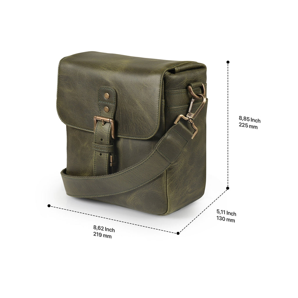 Personalized Italian Leather Messenger Bag Camera Bag for Mirrorless, Instant, DSLR Cameras, Travel Bag, Unisex - Handcrafted