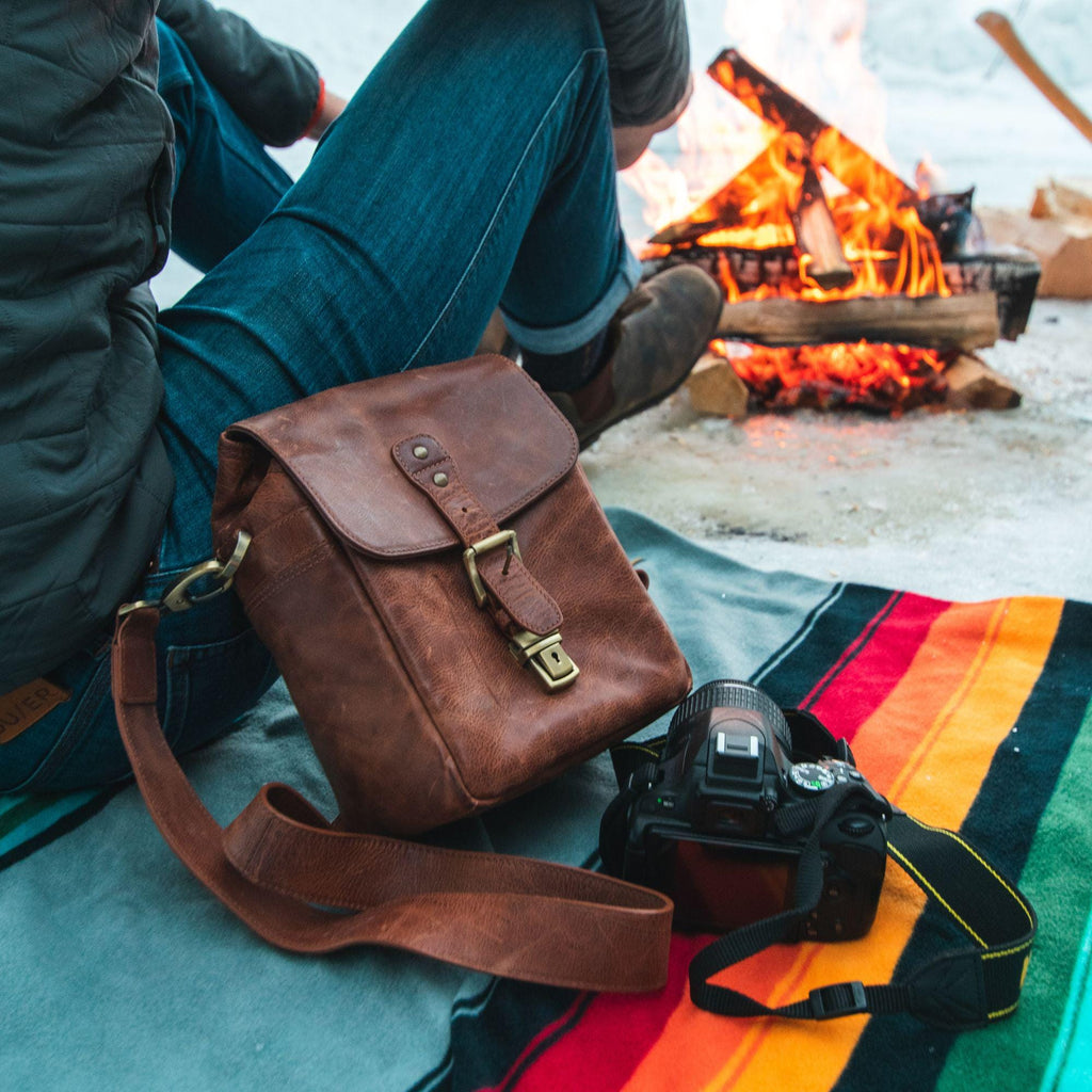 Personalized Italian Leather Messenger Bag Camera Bag for Mirrorless, Instant, DSLR Cameras, Travel Bag, Unisex - Handcrafted